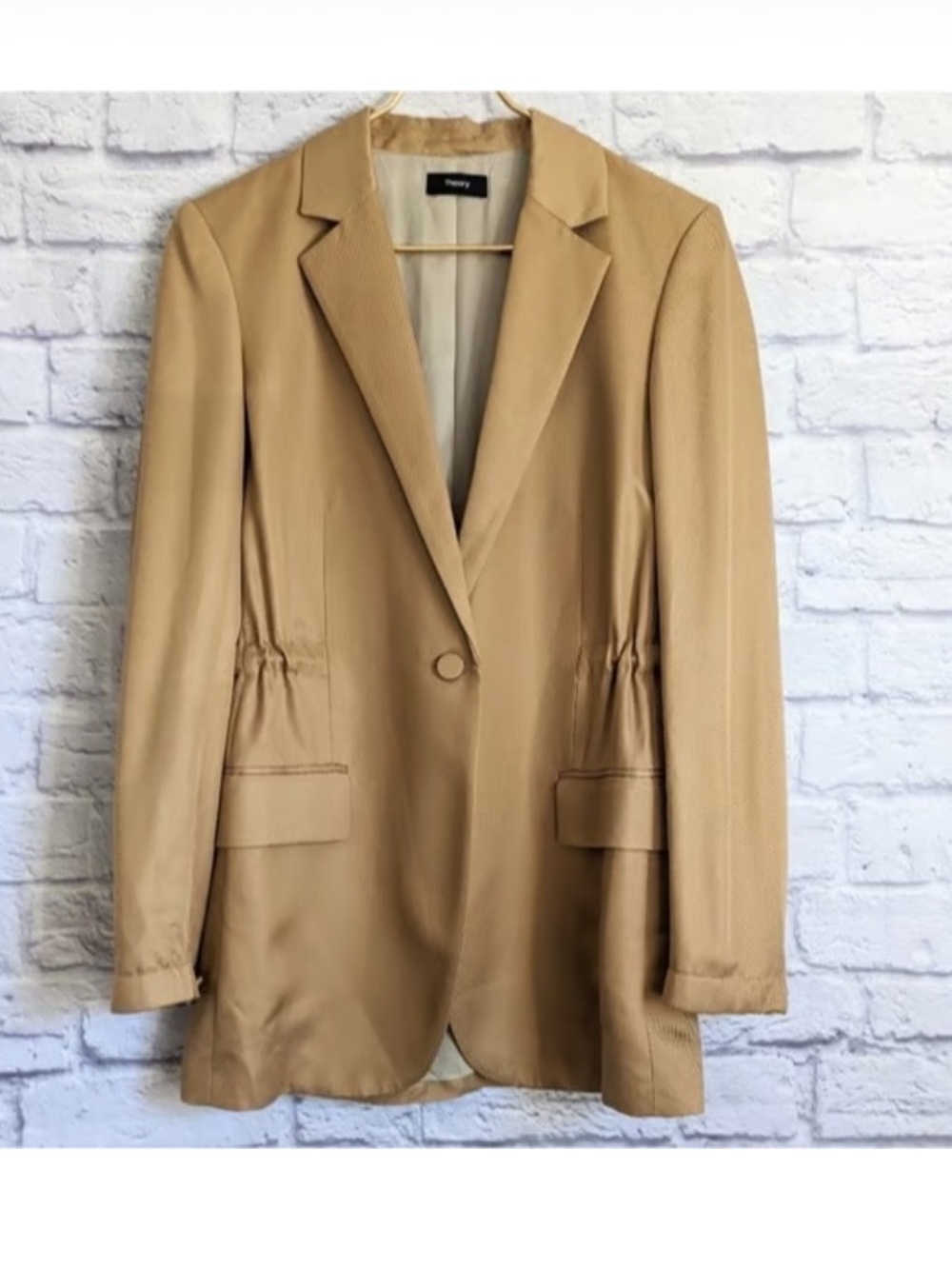 Theory Tailored Single-Button Blazer in Camel Brown